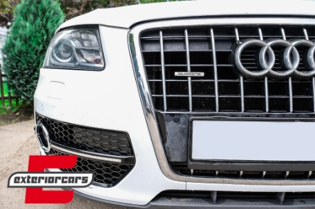 Bočne mrežice RS dizajn (crna/chrome) / Audi Q5 SUV 8R (2008-2011), 40980SET