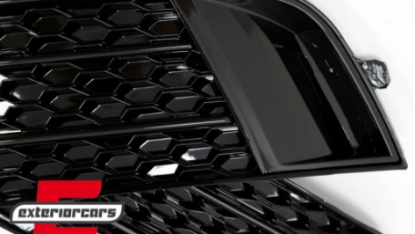 Bočne mrežice RS1 dizajn (piano crna) / Audi A1 8X (2010-2015), SGAUA18XRSB