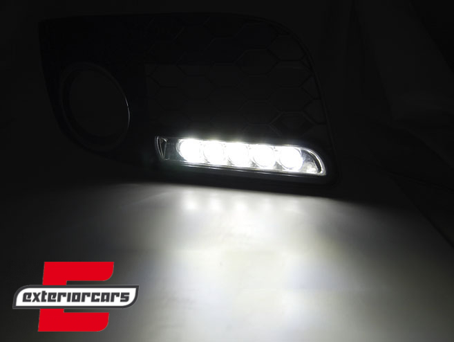 Bočne mrežice sa LED pozicijskim svjetlom / VW Golf 5 (2003-2009), HAVW03