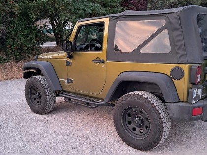 Bočne stepenice željezne / Jeep Wrangler Rubicon JK (2007-2017) 2 vrata, RBJEWJK2DARM