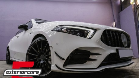 Bočni flapovi A35 AMG dizajn (piano crna) / Mercedes A-klasa W177 V177 (04.2018-12.2022), FFOBW177