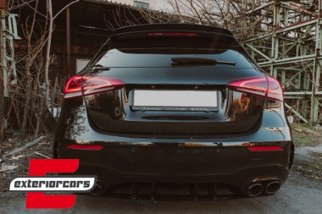 Bočni flapovi zadnjeg branika A35 AMG dizajn (piano crna) / Mercedes A-klasa W177 (04.2018-12.2022), GCP-1778001