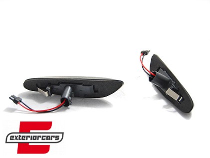 Bočni žmigavci LED SEQ (bijela) / BMW 1er E81 E82 E87 E88 (2004-2013) 3er E46 (2001-2005) E90 E91 E92 E93 (2004-2012) 5er E60 E61 (2003-2010), KBBM40
