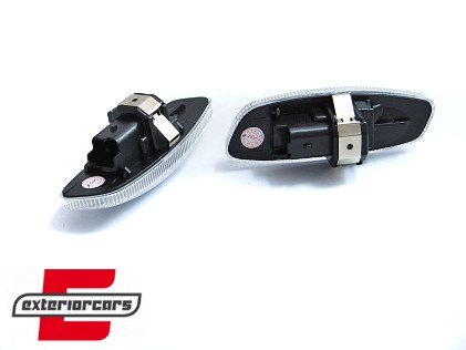 Bočni žmigavci LED SEQ (bijela) / PEUGEOT 207 308 3008 5008 CITROEN C3 C4 C5 DS3 DS4, KBPE15
