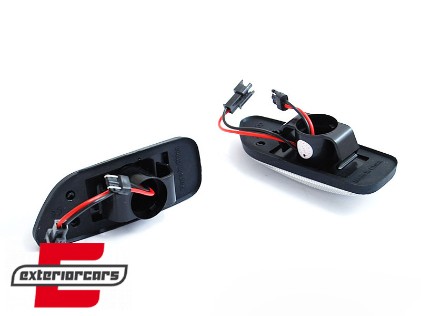 Bočni žmigavci LED SEQ (bijela) / Volvo S60 (2000-2010) S80 (1999-2007) V70 II (2000-2007) XC90 (2002-2006), KBVO04