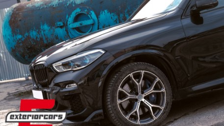 Bodykit Aero Black Knight dizajn (piano crna) / BMW X5 G05 (2018-2022), CBBMG05MPAEROB