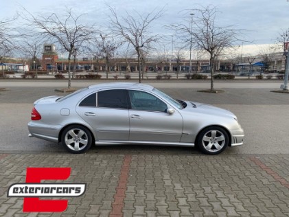 Bodykit E63 AMG dizajn (PDC) / Mercedes E-klasa W211 (2002-2009), COCBMBW211AMGFR