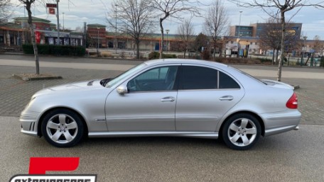 Bodykit E63 AMG dizajn (PDC) / Mercedes E-klasa W211 (2002-2009), COCBMBW211AMGFR