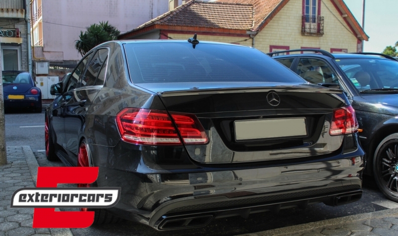 Bodykit E63 AMG dizajn (piano crna) / Mercedes E-klasa W212 Facelift (2013-2016), CBMBW212FAMGB