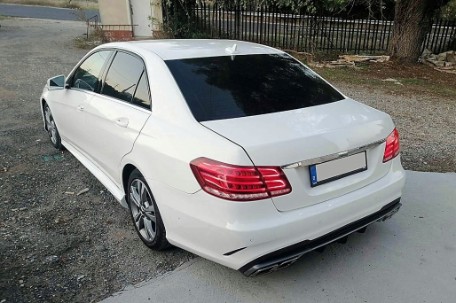 Bodykit & nastavci auspuha E63 AMG dizajn (piano crna) / Mercedes E-klasa W212 Facelift (2013-2016), COCBMBW212FAMGBS63
