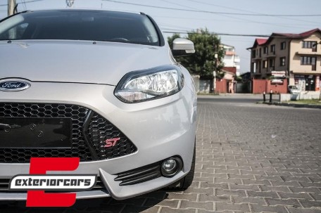 Bodykit ST dizajn / Ford Focus MK3 5 vrata Hatchback (2011-2014), CBFFST