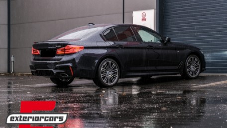 Difuzor zraka M5 dizajn (piano crna) / BMW serije 5 G30 G31 limuzina karavan (2017-2024), 5111352JOM