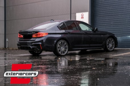 Difuzor zraka M5 dizajn (piano crna) / BMW serije 5 G30 G31 limuzina karavan (2017-2024), 5111352JOM