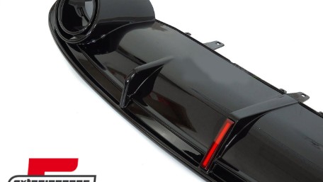 Difuzor zraka & nastavci auspuha RS7 dizajn (piano crna) / Audi A7 4G (2010-2014), ZTAU17