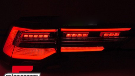 Full LED IQ Light stražnja svjetla SEQ žmigavci (smoke) / VW Golf VIII Hatchback Mk8 MQB (2020-2024), LDVWV3