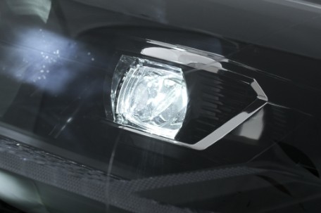 Full LED prednja svjetla (crna) / VW Transporter Caravelle Multivan T5.1 Facelift (2010-2015), LPVX25