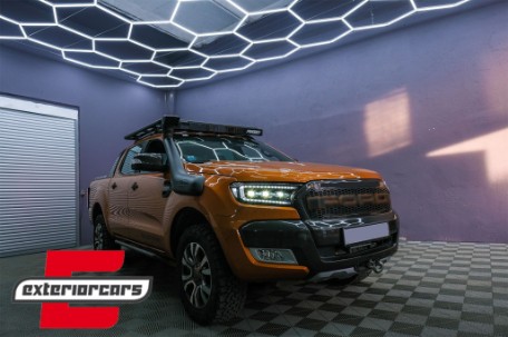 Full LED prednja svjetla LightBar SEQ žmigavci (crna) / Ford Ranger (2015-2022), LPFO94