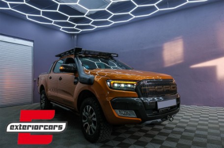 Full LED prednja svjetla LightBar SEQ žmigavci (crna) / Ford Ranger (2015-2022), LPFO94