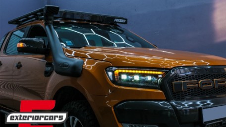 Full LED prednja svjetla LightBar SEQ žmigavci (crna) / Ford Ranger (2015-2022), LPFO94