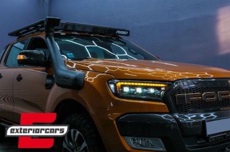 Full LED prednja svjetla LightBar SEQ žmigavci (crna) / Ford Ranger (2015-2022), LPFO94