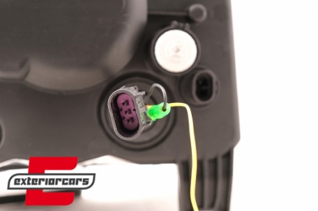 Full LED prednja svjetla SEQ žmigavci (crna) / Ford Mustang V (2004-2009), LPFO99