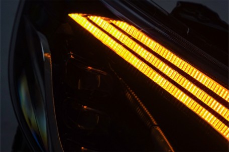 Full LED prednja svjetla SEQ žmigavci (crna) / Mercedes V-klasa Vito W447 (2014-2023), LPMEF0