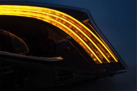Full LED prednja svjetla SEQ žmigavci (crna) / Mercedes V-klasa Vito W447 (2014-2023), LPMEF0