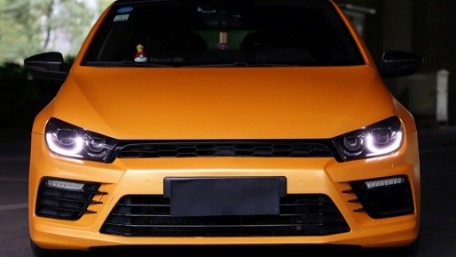Full LED prednja svjetla SEQ žmigavci (crna) / / VW Scirocco (2008-08.2014), LPVWZ2