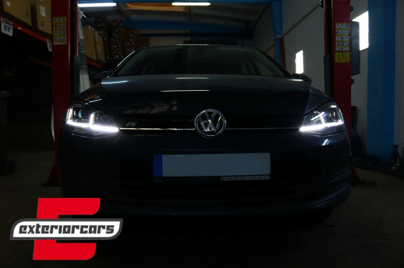 Full LED prednja svjetla SEQ žmigavci Facelift G7.5 R line look / VW Golf 7 VII (2012-2017), LPVWZ1