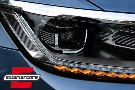 Full LED prednja svjetla SEQ žmigavci Matrix look / VW Passat B8 3G (2014-2019), LPVX13