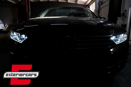 Full LED prednja svjetla SEQ žmigavci Matrix look / VW Passat B8 3G (2014-2019), LPVX13