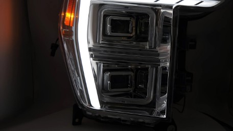 Full LED prednja svjetla SEQ žmigavci TubeLight dizajn (chrome) / FORD F150 Mk14 (2020-2023), LPFOC1