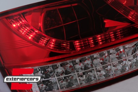 Full LED stražnja svjetla (crvena/kristal) / Audi Q7 4L (2006-2009), LDAU57