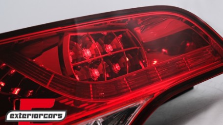 Full LED stražnja svjetla (crvena/kristal) / Audi Q7 4L (2006-2009), LDAU57