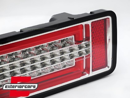 Full LED stražnja svjetla Dinamički Sekvencijalni žmigavci (chrome) / Suzuki Jimny IV (2018-), LDSI18