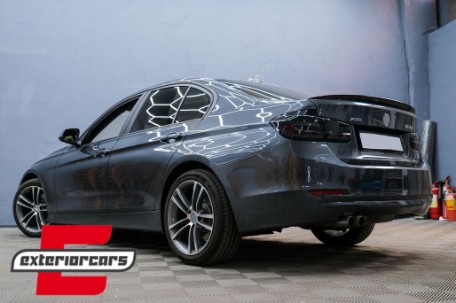 Full LED stražnja svjetla LedBar SEQ žmigavci (crna/smoke) / BMW serije 3 F30 (2011-2019), LDBMJ0