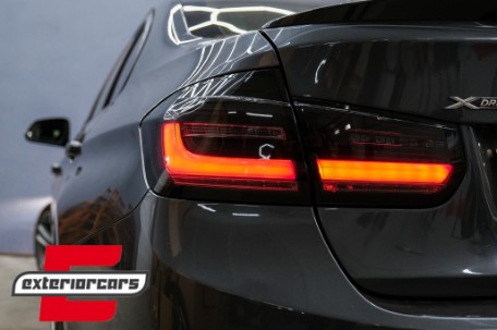 Full LED stražnja svjetla LedBar SEQ žmigavci (crna/smoke) / BMW serije 3 F30 (2011-2019), LDBMJ0