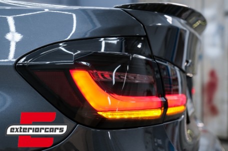 Full LED stražnja svjetla LedBar SEQ žmigavci (crna/smoke) / BMW serije 3 F30 (2011-2019), LDBMJ0