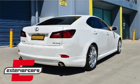 Full LED stražnja svjetla LightBar Facelift XE30 dizajn (crvena/kristal) / Lexus IS XE20 (2006-2012), LDLE14