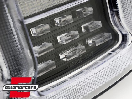 Full LED stražnja svjetla SEQ žmigavci (bijela) / Jeep Wrangler YJ TJ (1991-2006), LDCH43