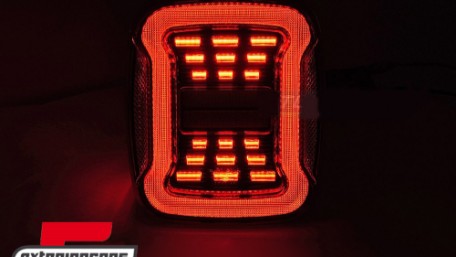Full LED stražnja svjetla SEQ žmigavci (bijela) / Jeep Wrangler YJ TJ (1991-2006), LDCH43