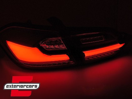 Full LED stražnja svjetla SEQ žmigavci (crna) / FORD FIESTA MK8 HATCHBACK (2017-2021), LDFO75