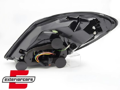 Full LED stražnja svjetla SEQ žmigavci (crna) / Mercedes C klasa W205 limuzina (2014-2021), LDMEG9