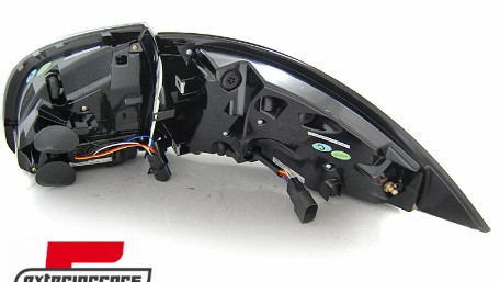 Full LED stražnja svjetla SEQ žmigavci (crna) / Porsche Cayenne 958 (2010-2014), LDPO32
