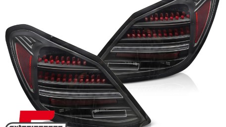 Full LED stražnja svjetla SEQ žmigavci (crna/crvena) / Mercedes C klasa W205 limuzina (2014-2021), LDMEH1