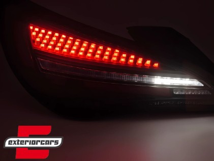 Full LED stražnja svjetla SEQ žmigavci (crna/crvena/smoke) / Mercedes CLA C117 W117 (2013-2018), LDMEF6