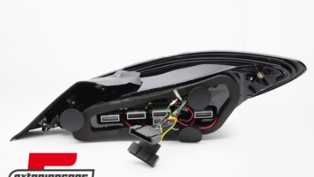 Full LED stražnja svjetla SEQ žmigavci (crna/crvena/smoke) / Mercedes CLA C117 W117 (2013-2018), LDMEG3