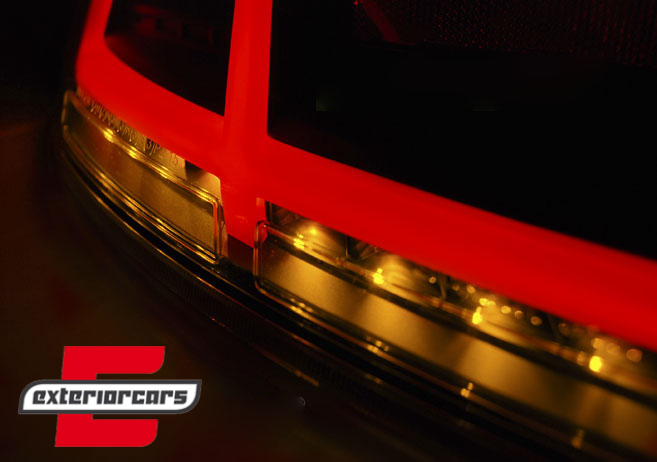 Full LED stražnja svjetla SEQ žmigavci (crna/smoke) / Audi TT 8J (2006-2014), LDAUK4