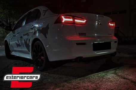 Full LED stražnja svjetla SEQ žmigavci (crvena) / Mitsubishi Lancer 8 limuzina (2007-2017), LDMI11