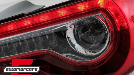 Full LED stražnja svjetla SEQ žmigavci (crvena) / Toyota GT86 (2012-2021), LDTO53